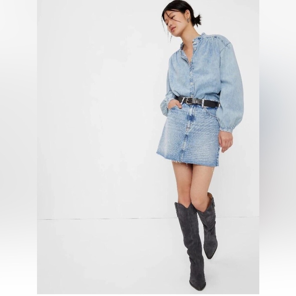Gap Denim Ruffle Neck Shirt with Washwell XL NWOT